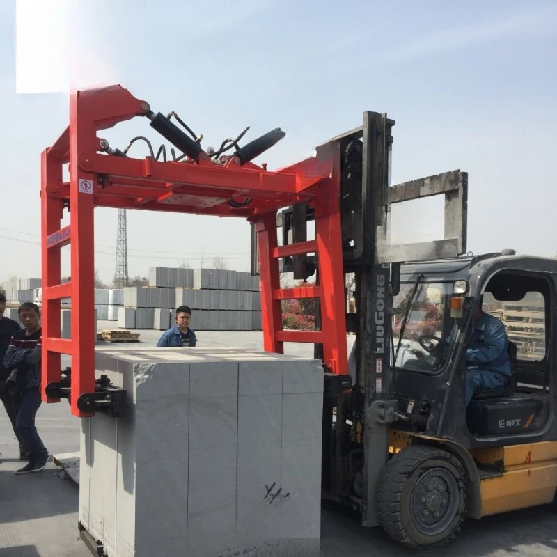 Tunnel kiln standard brick clamping machine, fast loading and unloading equipment on construction sites, spot quick delivery