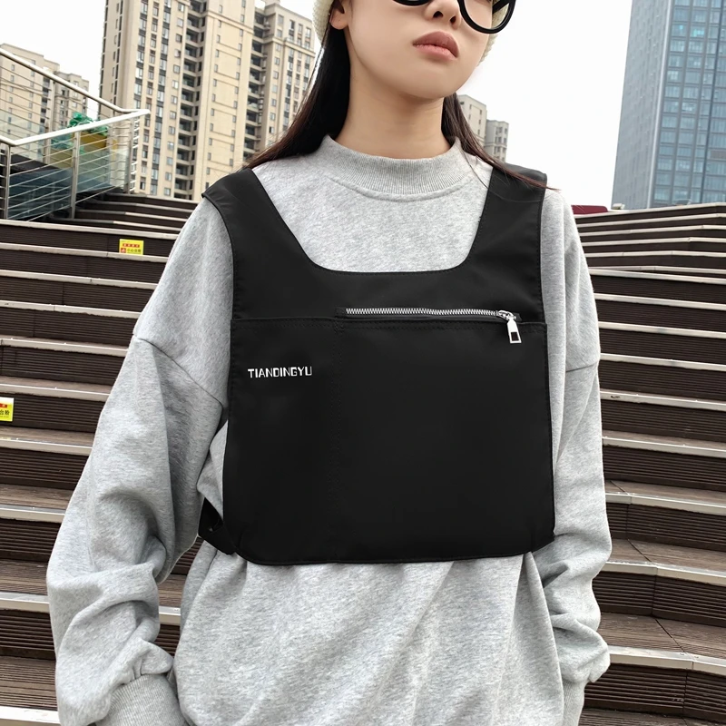 

Hip-hop Streetwear Unisex Chest Rig Bag Multi-functional Tactical Vest Backpacks Sport Storage Chest Bag for Women Pockets