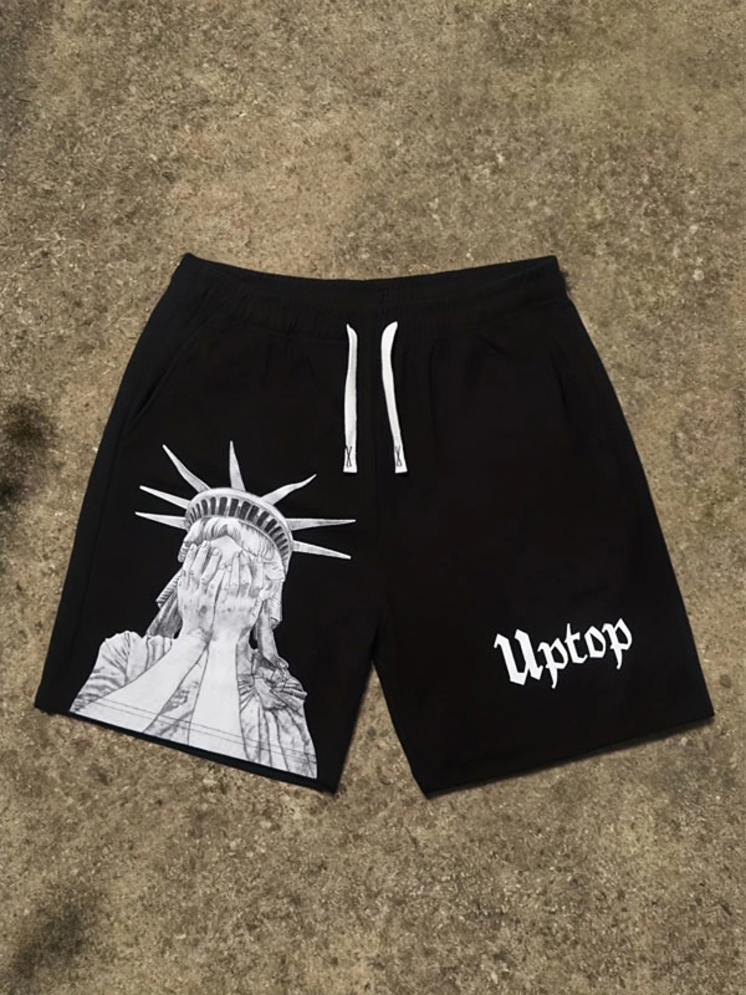 Men'S Relaxed Athletic Shorts in Black Featuring A Graphic of The Statue of Liberty and The Word 'Uptop', Made From Polyester