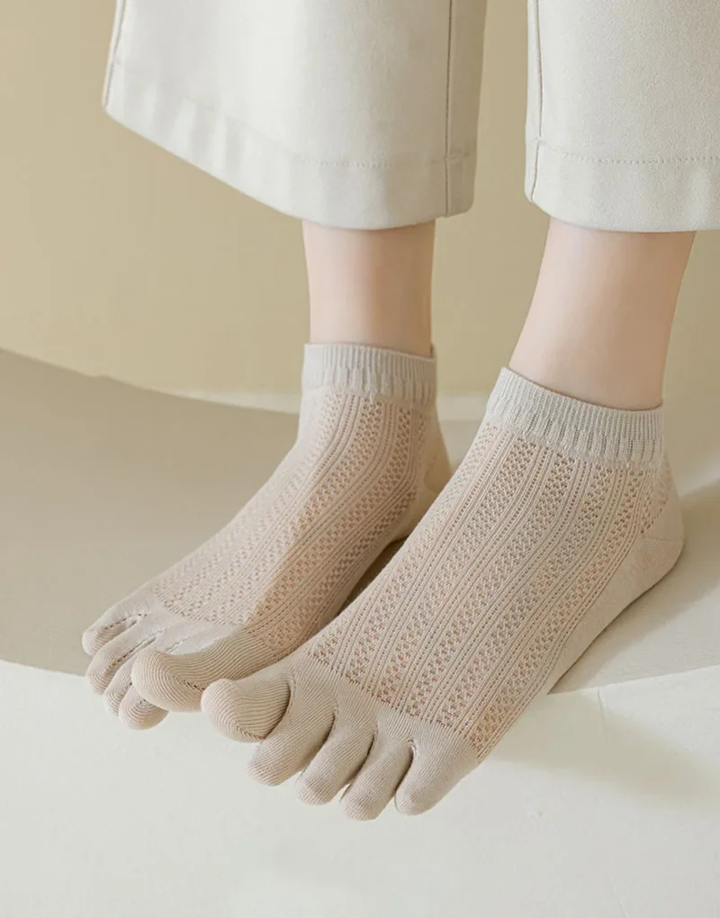 Spring Summer Mesh Breathable Short Five Finger Socks For Women Sweat-absorbing odor resistant Ankle Socks 5 Toe Split Toe Socks