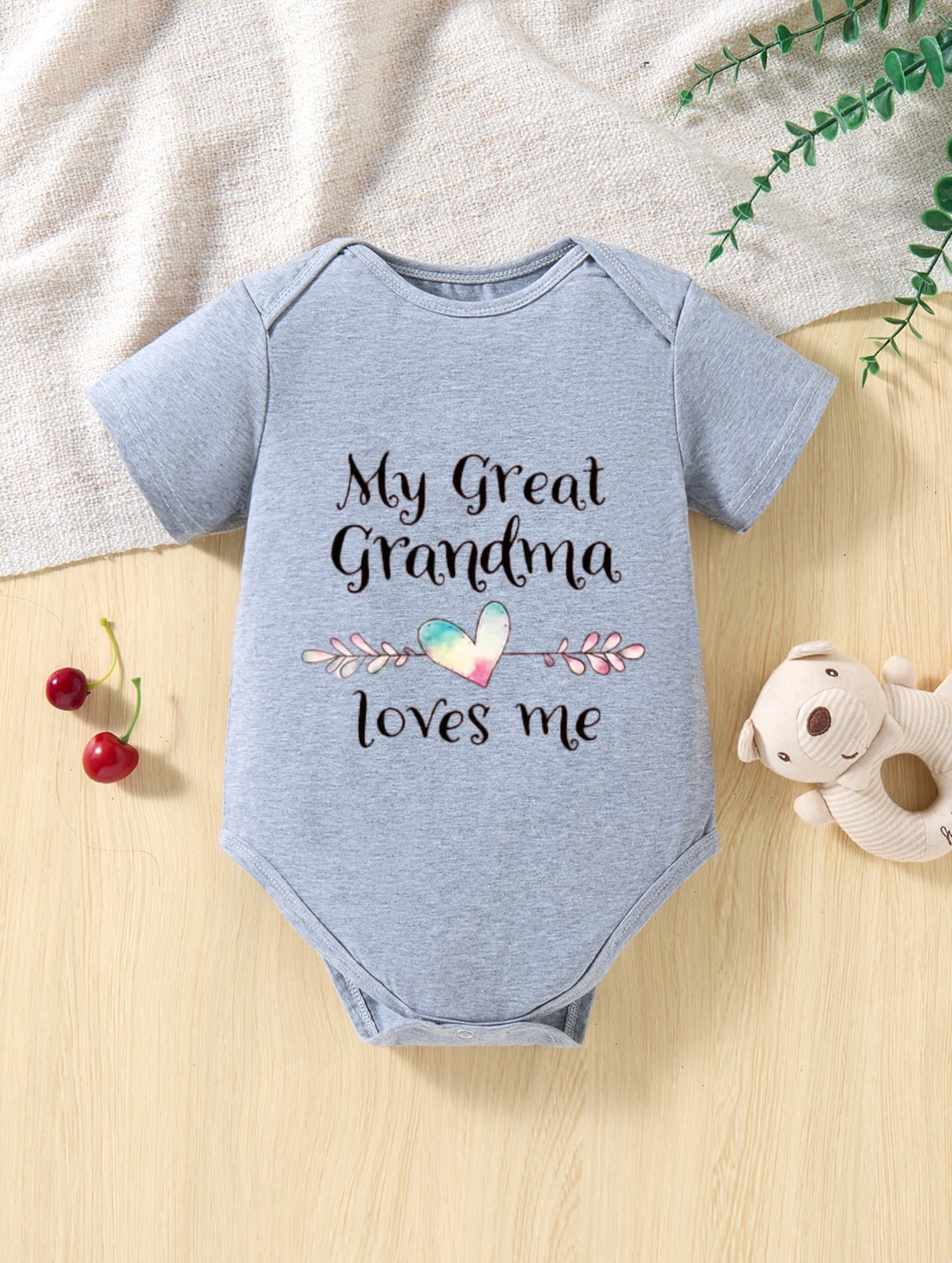 بدلة قطعة واحدة سوداء للأطفال My GREAT GRANDMA LOVES ME برسومات قلب قوس قزح للجنسين مناسبة عائلية للأطفال