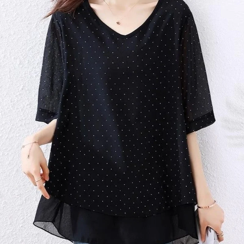 Black Polka Dot V Neck Loose T Shirt Women Half Sleeve Casual Summer Top Lightweight Chiffon Blouse for Office Daily Wear