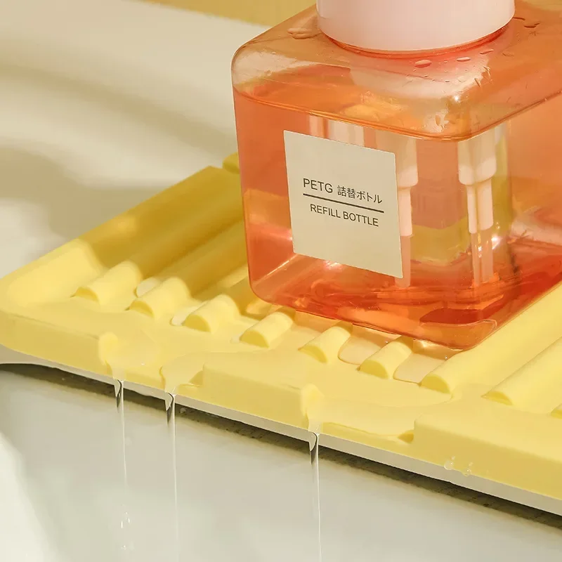 Drain Pad Kitchen Faucet Pad Water Channel Splash Proof Slip Resistant Silicone Drainage Pool Storage Mat Kitchen Accessories