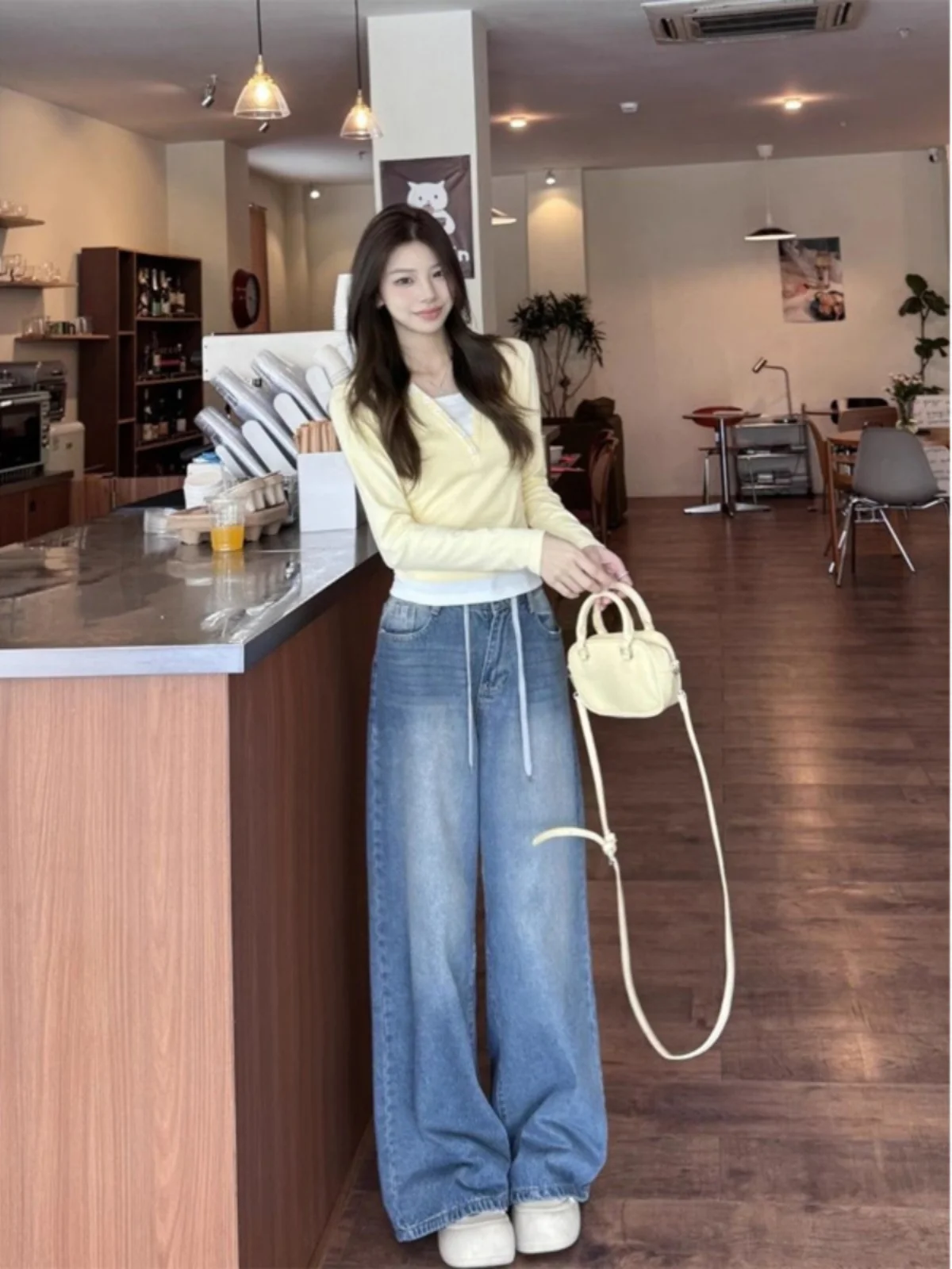 

Ele Long Sve T-irt Women's Slim Fit ort Sle Korean Version Inner Wear Base irt Creative Splicing Design V-ne