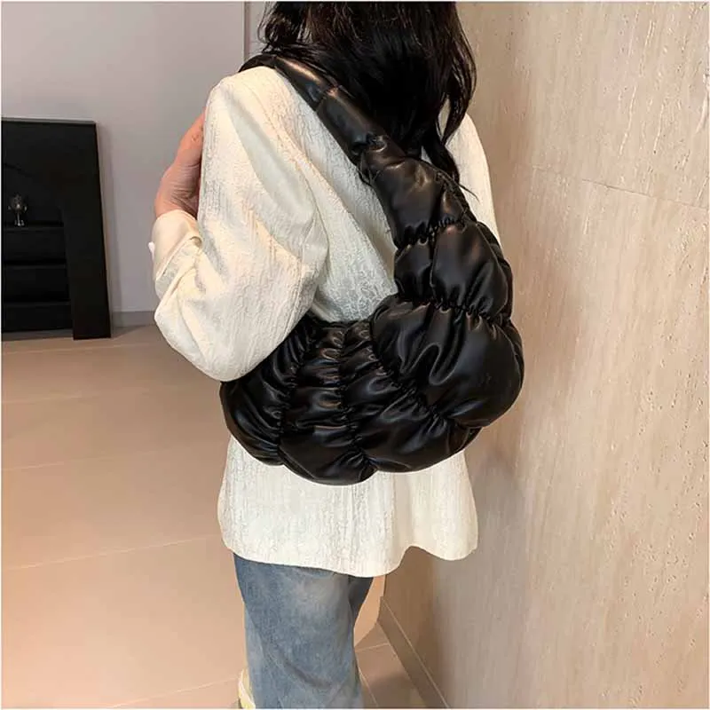 

New Autumn Winter Luxury Fashion Designer Shoulder Crossbody Bags Large Capacity Shopping Commuting Handbags Girl Underarm Bag