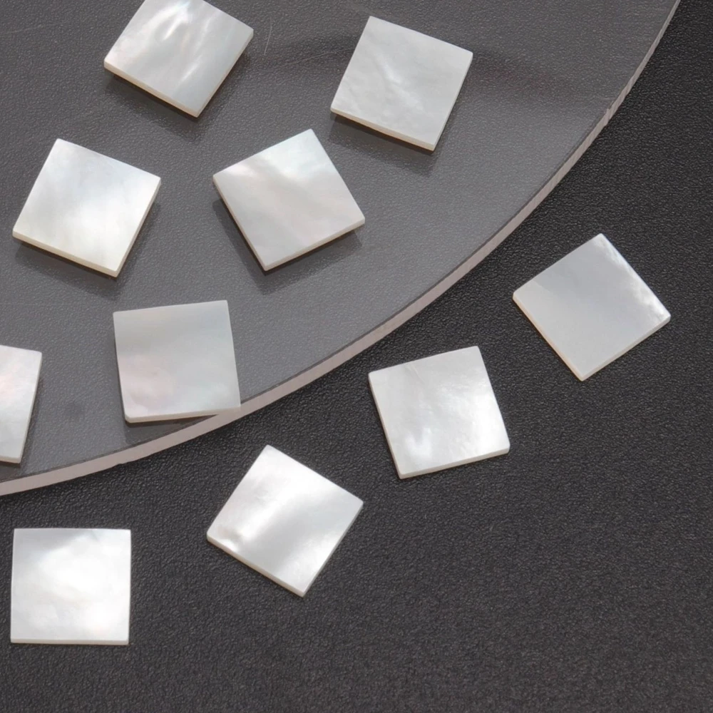 fette-piatte-quadrate-di-conchiglia-naturale-bianca-per-creazione-di-gioielli-fai-da-te