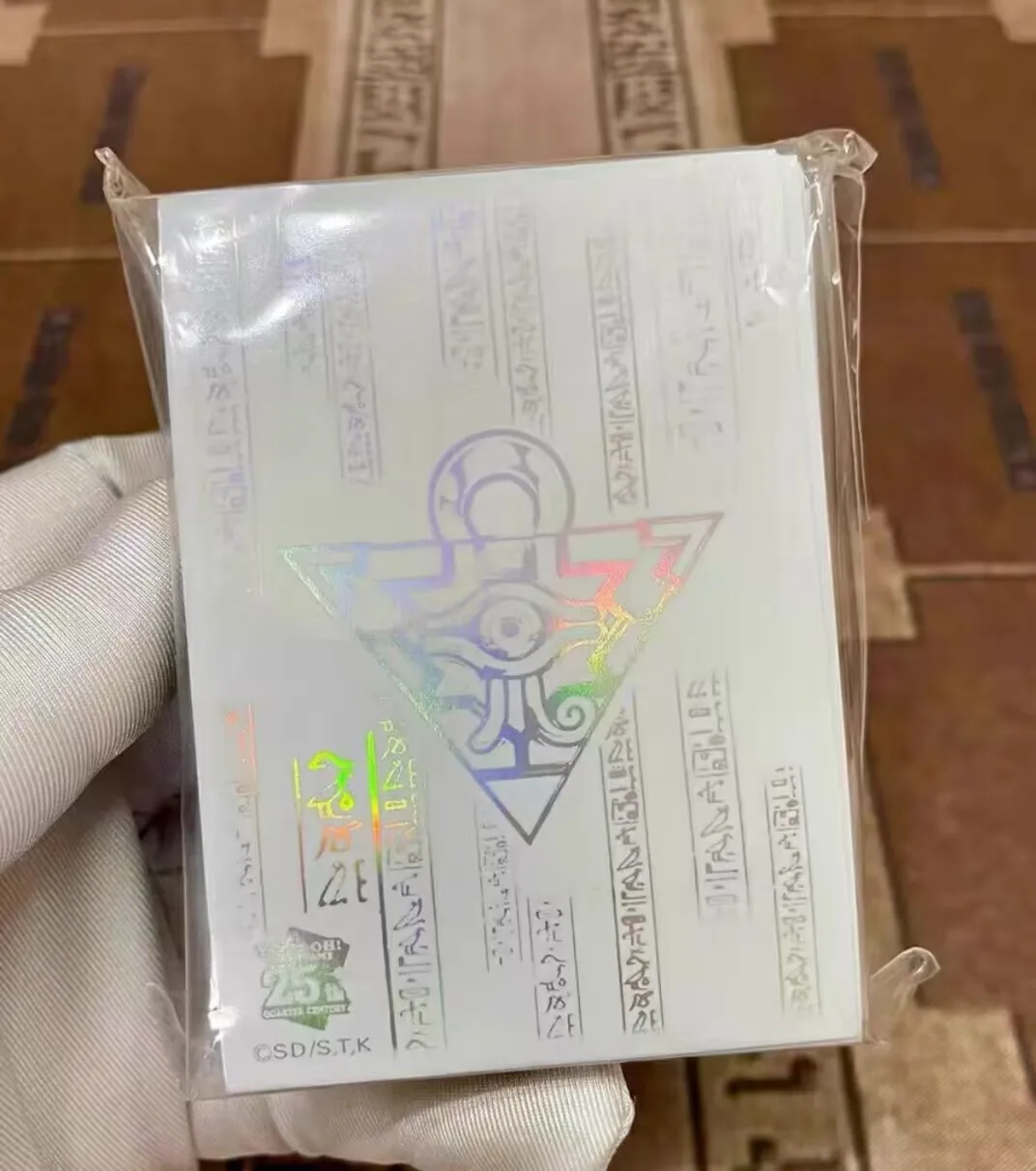 100Pcs Yugioh KONAMI Duel Monsters White Millennium Puzzle Official Collection Sealed Card Protector Duelist Sleeves