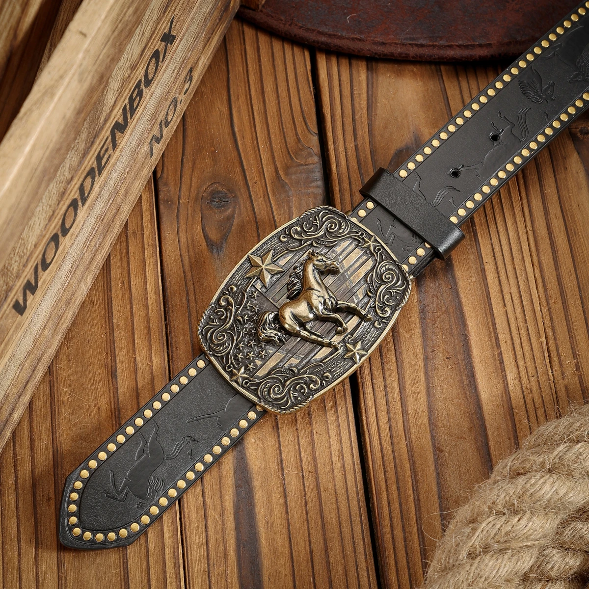 Ein PU-Gürtel im Western-Stil mit Schnallen, geeignet für Männer und Frauen, lässig und retro, perfekt für den täglichen Gebrauch. – Detail 16