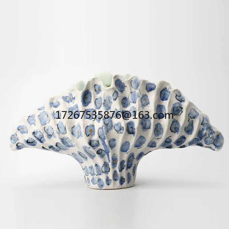 

Wabi Sabi medieval potter handmade ceramic vase B & B restaurant soft flower ornament