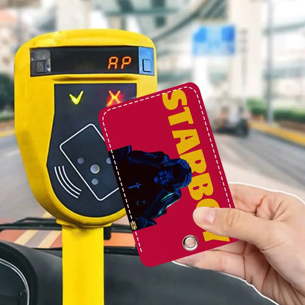 سلسلة المفاتيح W-Weeknd H-Hurry Up Tomorrow مع حامل بطاقة الوصول، وبطاقة الحافلة وبطاقة الهوية وبطاقة البنك