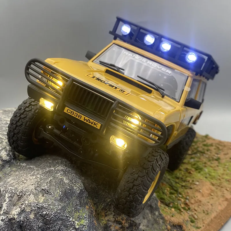 FCX24M Roof Light Spotlight Accessories suitable for FMS Land Rover off-road crawler vehicle modification and upgrade parts