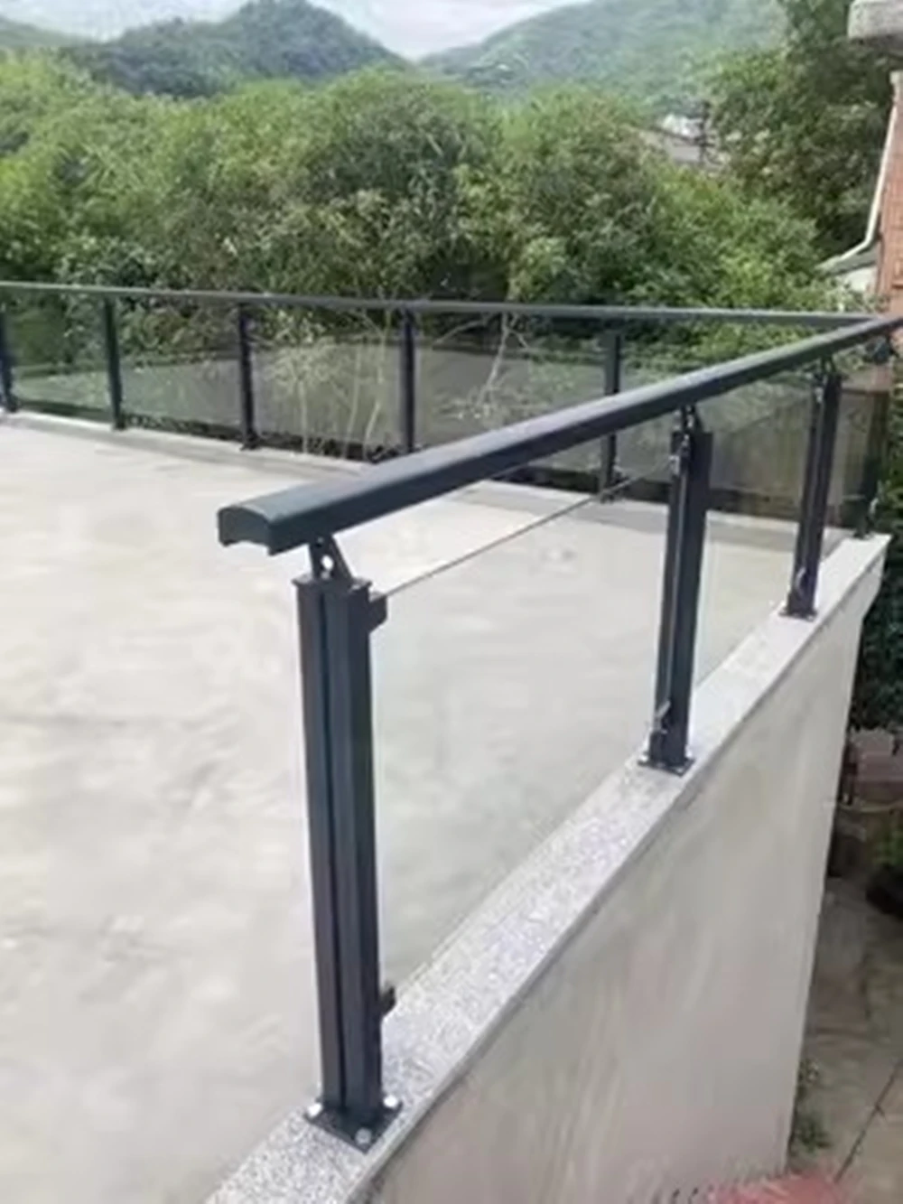 Aluminum balcony railing aluminum glass railing for villa or apartment outdoor glass railing