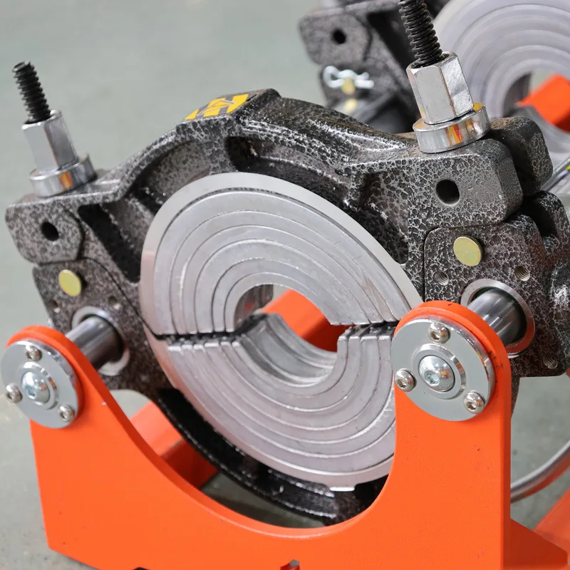 

63-200B Semi-automatic hydraulic welding machine for polyethylene, lead and polyvinylidene fluoride pipes