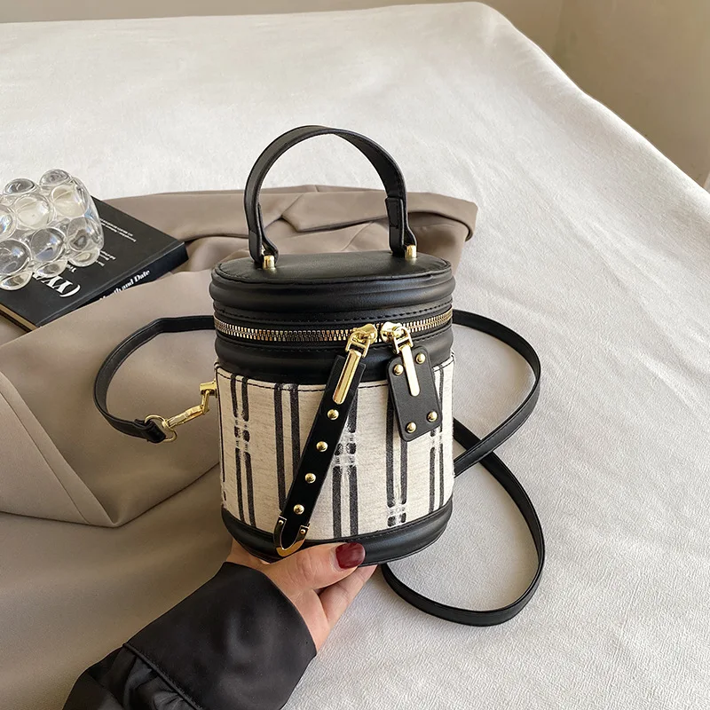 bolsa-tiracolo-de-contraste-de-cor-feminina-versatil-bolsa-de-ombro-unica-temperamento-telefone-nova-moda-outono-2024