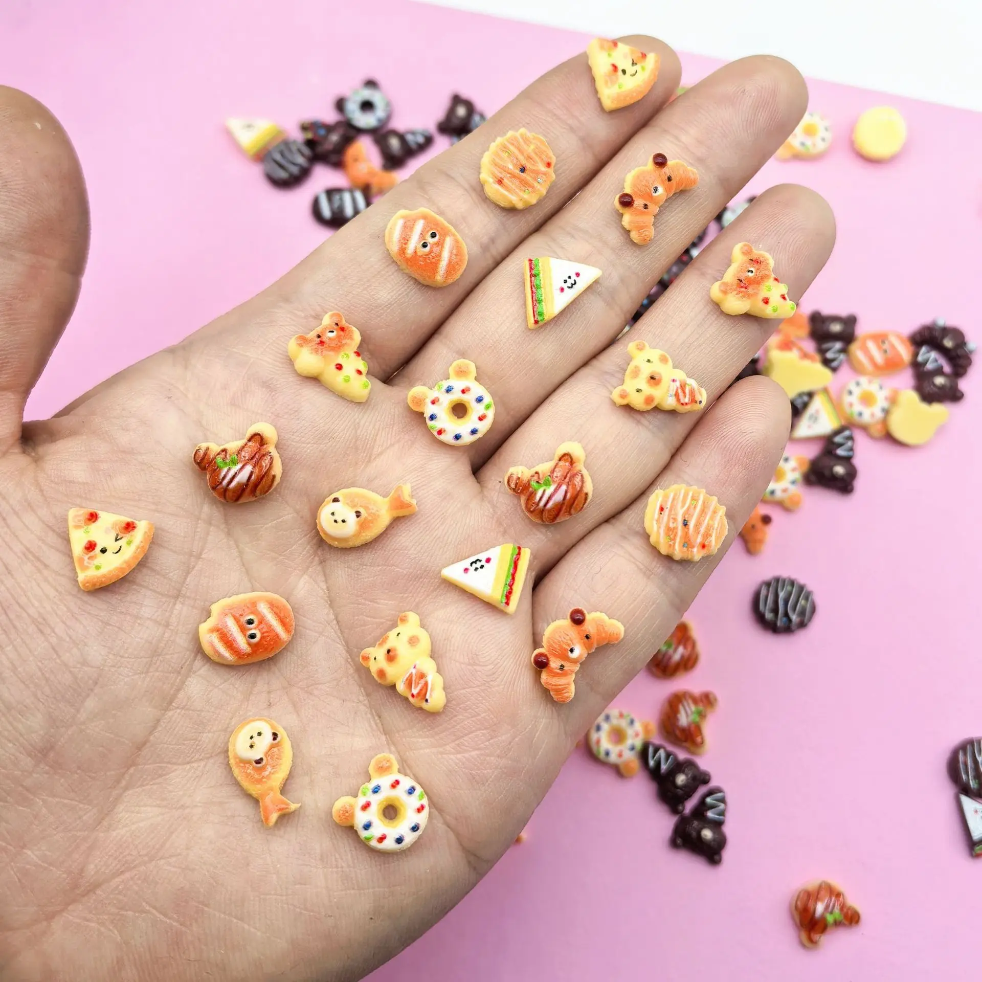 30pcs Mini Cute Bread Food 3D Bread Models with Faces Chocolate Cream Colors DIY Resin Accessories Desktop Decorations Miniature