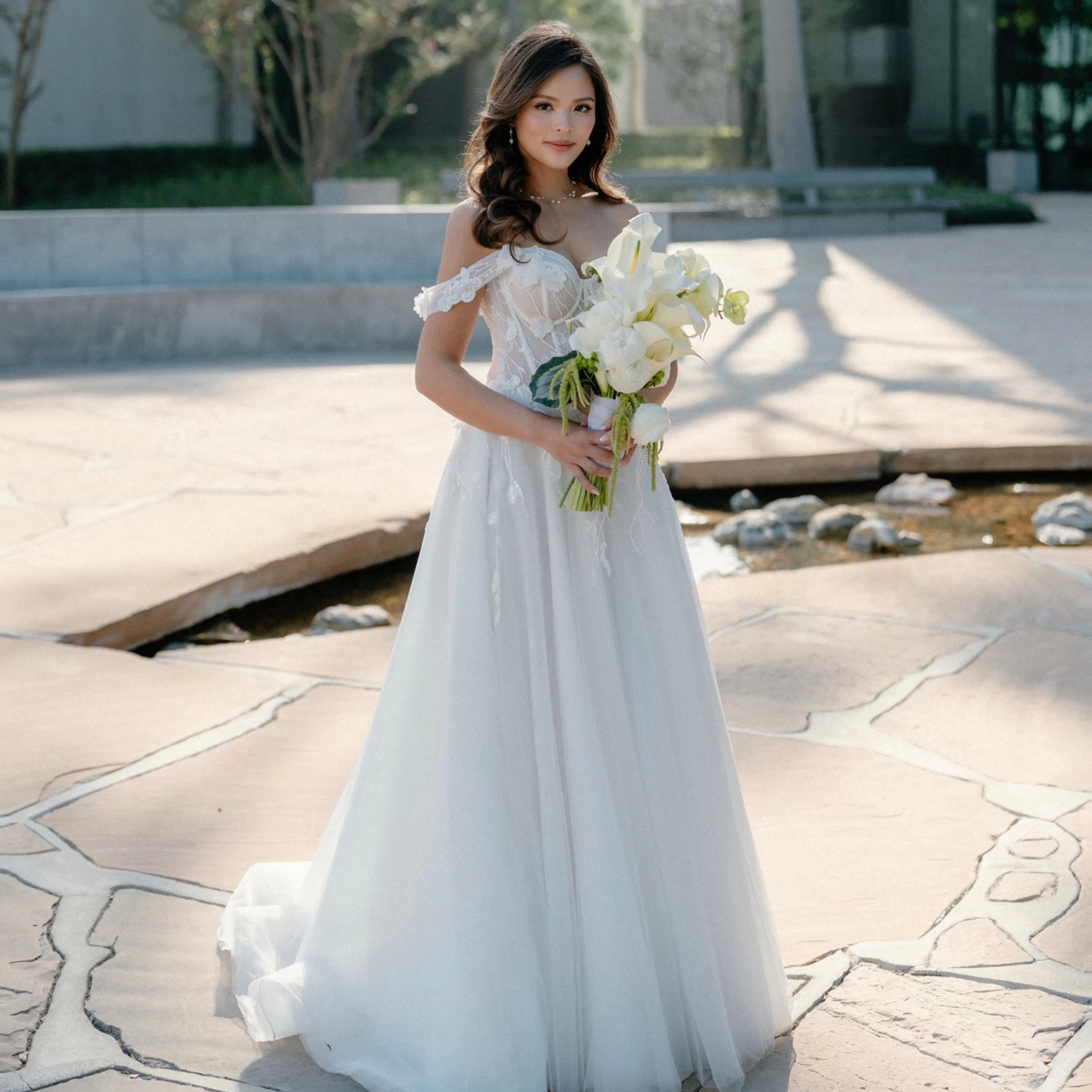

Elegant A-Line Wedding Dresses Bridal Sleeveless Backless Lace Appliques Beach Bride Gowns Women vestidos de novia Customized