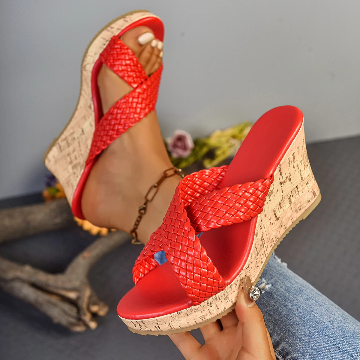 

2025 Women Sandals New Summer Outdoor Shallow Beach Sandals Casual Big Size Comfortable Hot Wedges Designer Shoes for Women