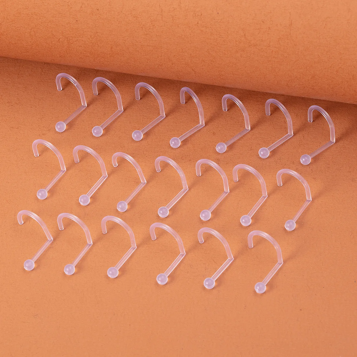 10-100pcs Clear Acrylic Nose Rings Transparent Nose Piercing Stud Earring Screw Invisible Nostril Bar Retainer Body Jewelry 20G