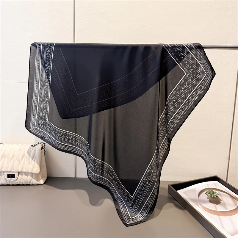 Damenschals, quadratischer Seidenschal für Damen, Paisley-bedruckte Bandanas, stilvolles Haarband, luxuriöser Hijab, Halstuch, elegante Schalwickel