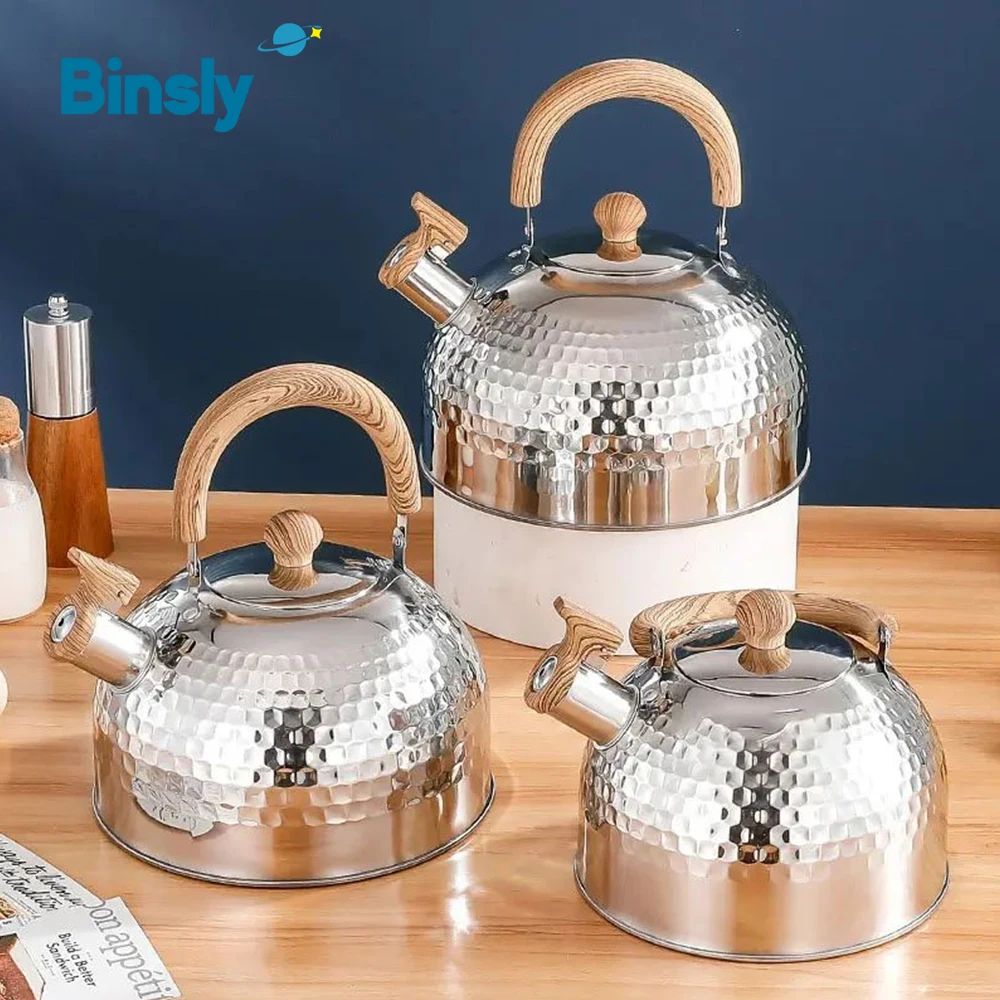 

Винтажный чайник со свистком из нержавеющей стали с деревянной ручкой, утолщенный чайник с кованой текстурой, дизайн, чайник с горячей водой