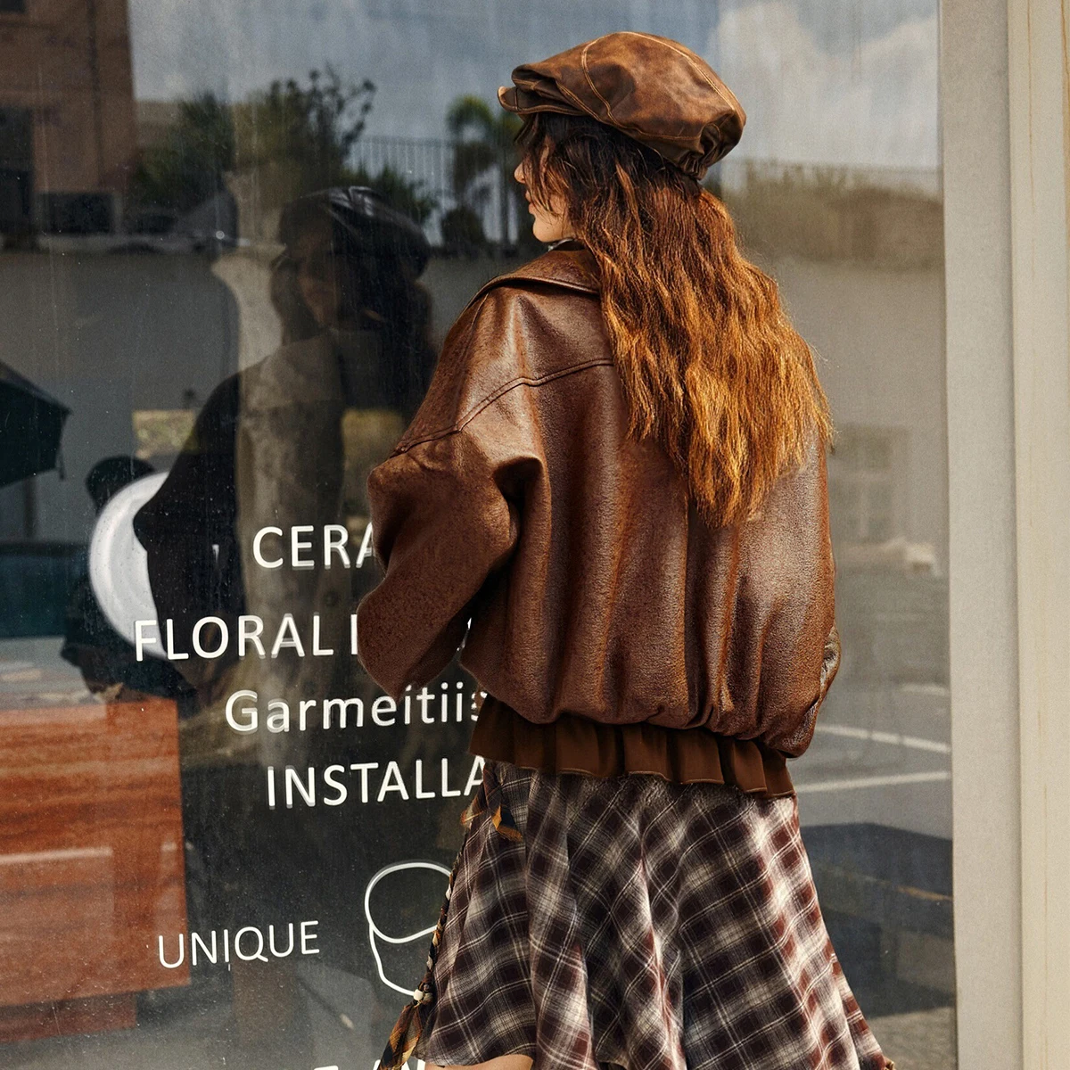 OLrain ميلارد نمط معطف جلد صناعي للمرأة 2025 الخريف جديد فضفاض سترات رجالي واحدة الصدر معاطف قصيرة GO57DW002051