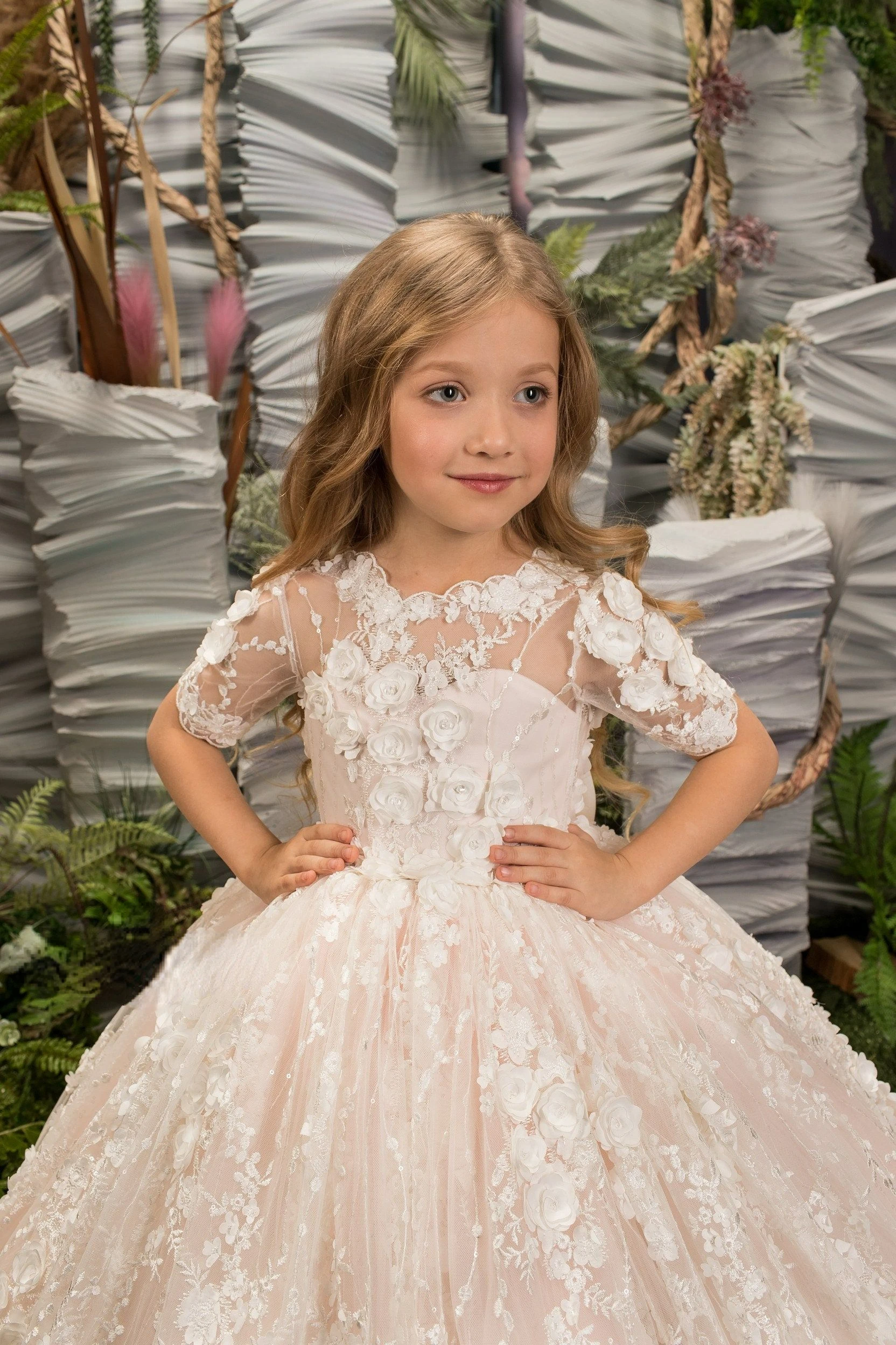 Lindo vestido champanhe flor menina adorável para festa de casamento mangas curtas inchado primeira comunhão vestidos de noite de aniversário