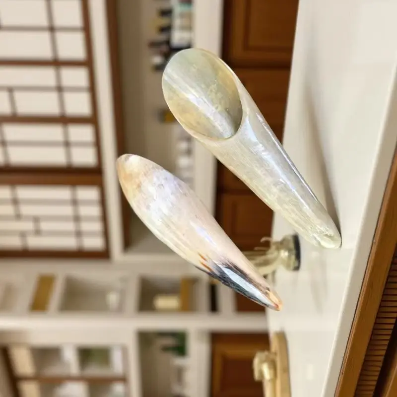 

1PC Acupuncture SPA Therapy Gua Sha Massager Scraping Board Natural Buffalo Horn No Stress Guasha Massage Tool