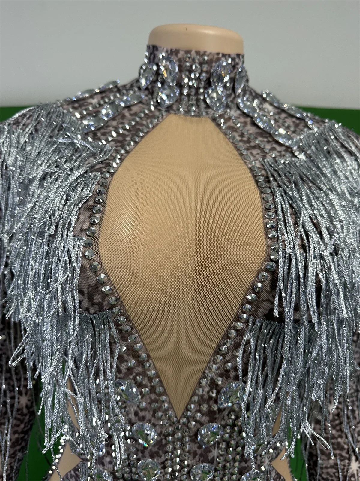 Srebrnoszare, siateczkowe, elastyczne body z frędzlami z dżetów dla kobiet, kostium do tańca salsa, jazz, latin, drag queen, na pole dance, do klubu, 2024