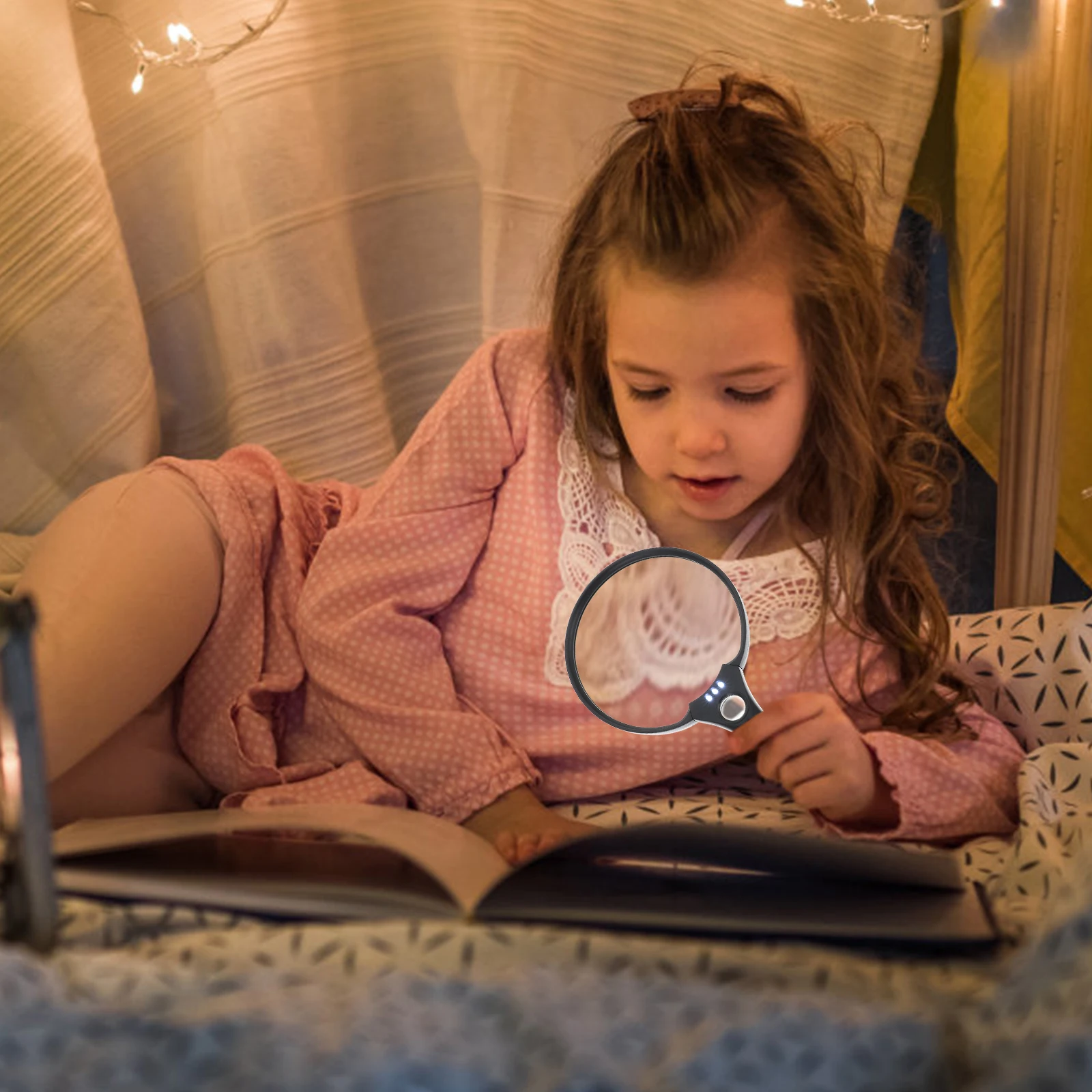 

Reading Magnifier Handheld LED Light Portable Elderly Helper High Durability Deform Resistant Fine Craftsmanship