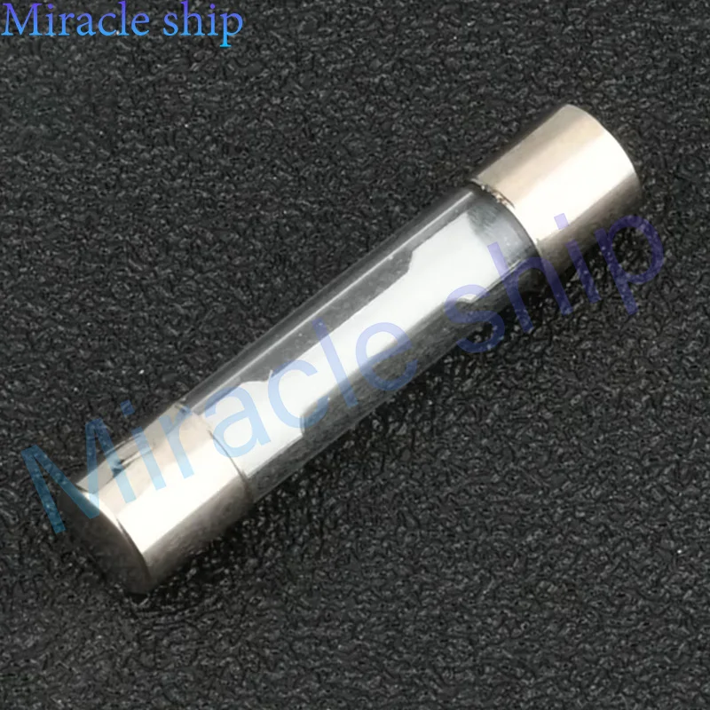 Fuse 682-82151 682-82151-00-00 682-82151-00 For Yamaha Boat Engine Parts Outboard Motor 68282151