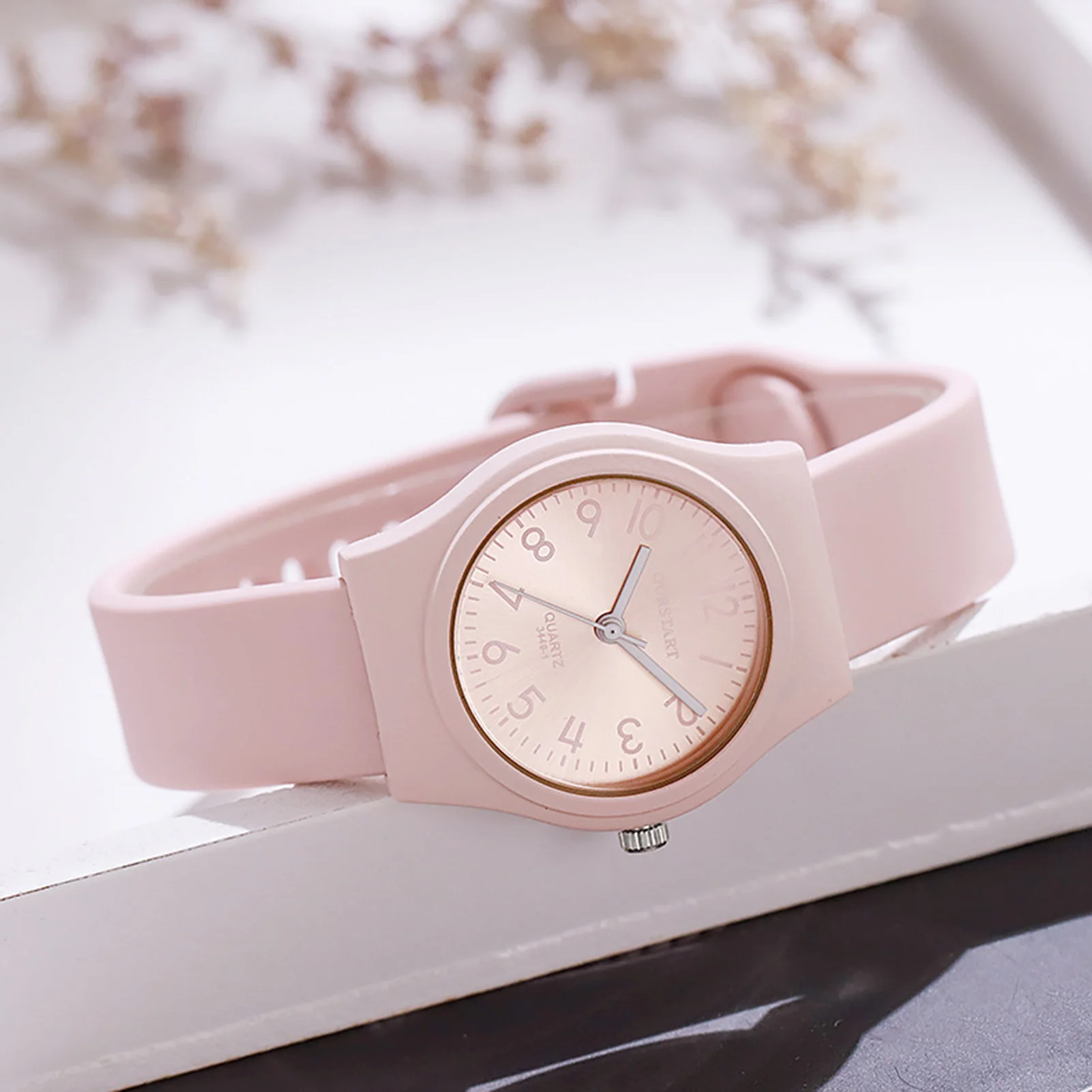 Trendy Quartz Watches for Couples Ultra Soft Silicone Strap Solid Color Wrist Watch for Girlfriend Birthday Gift