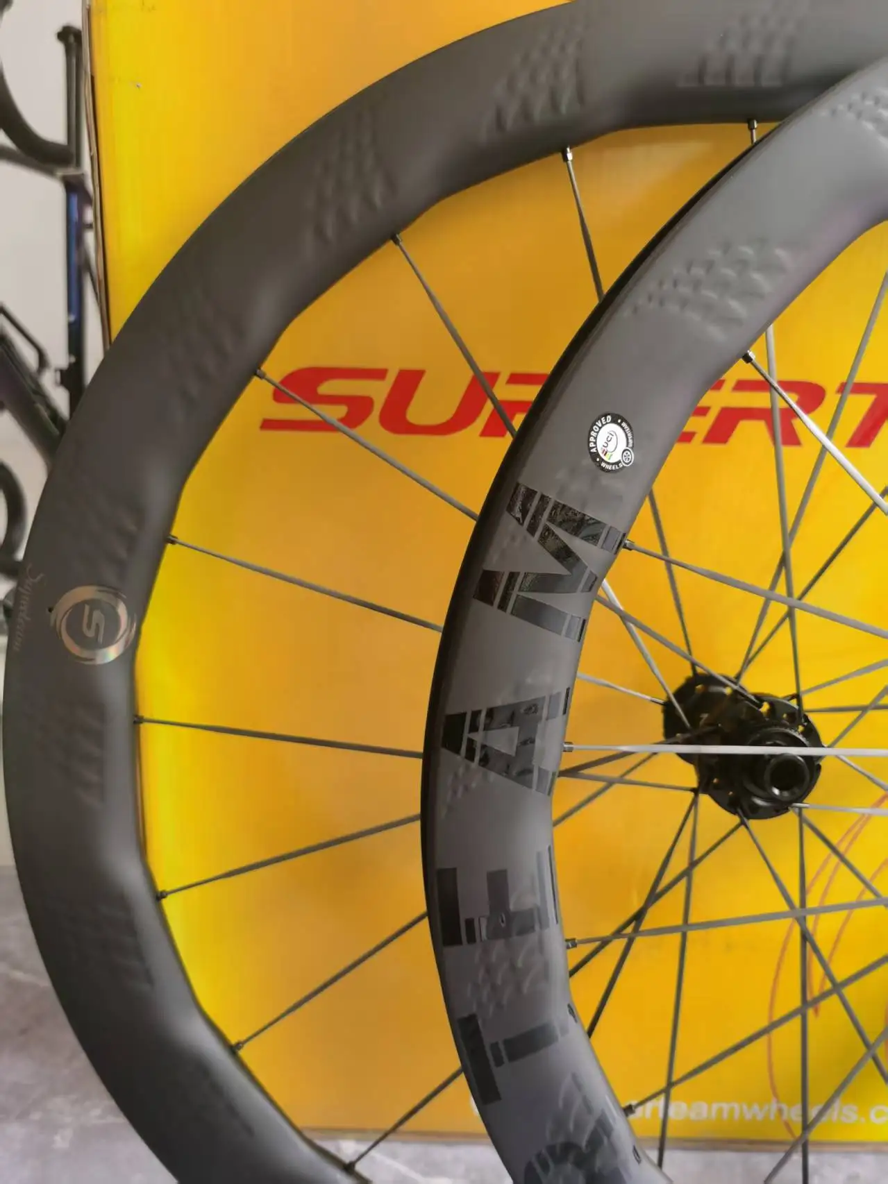 

SUPERTEAM Shark Fin Light, дисковый тормоз, комплект колес из углеродного волокна, 700C, дорожный велосипед, карбоновый обод, карбоновые спицы