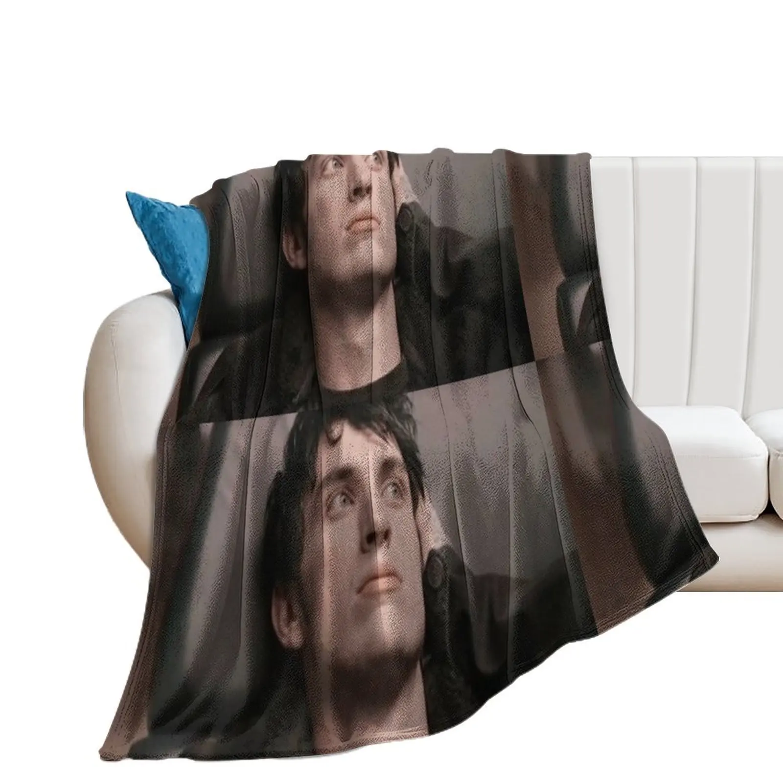 

Ultimate 10k Fan - Z Nation Throw Blanket Hairys Luxury Designer For Decorative Sofa Blankets