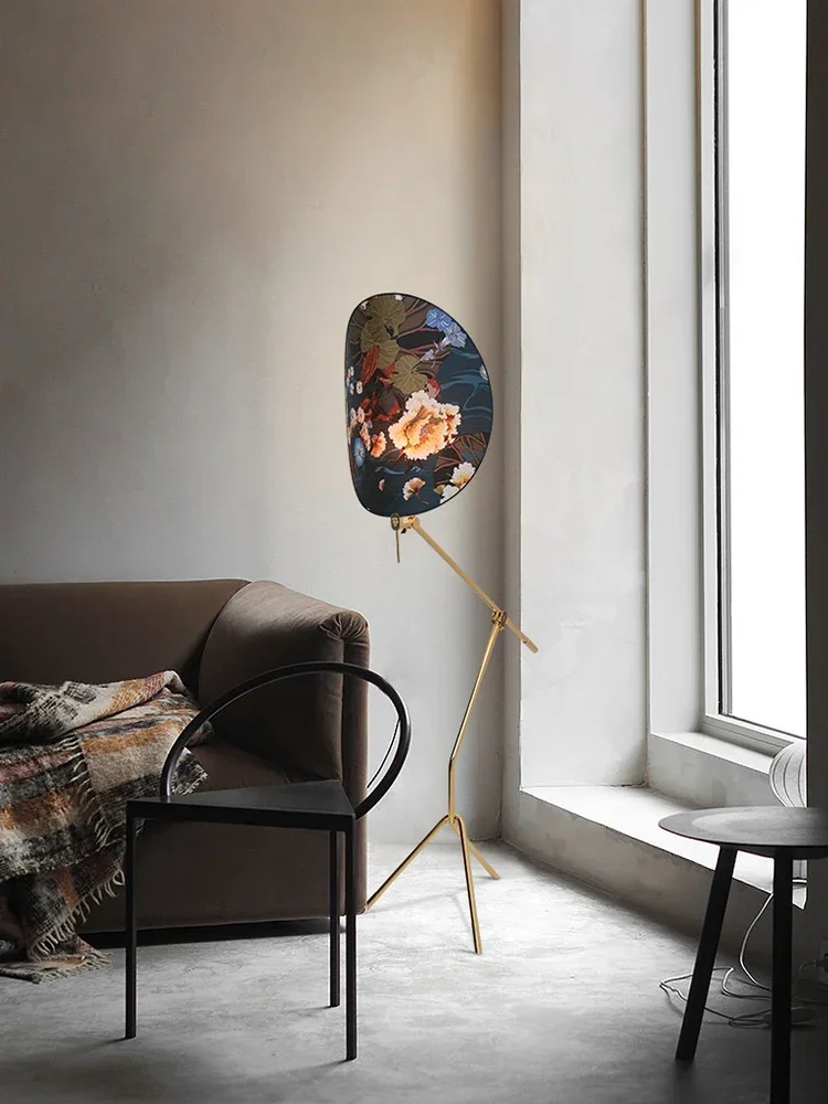 

Old branch French retro art all copper floor lamp Italian light luxury living room sofa side bedroom high-end ambient light