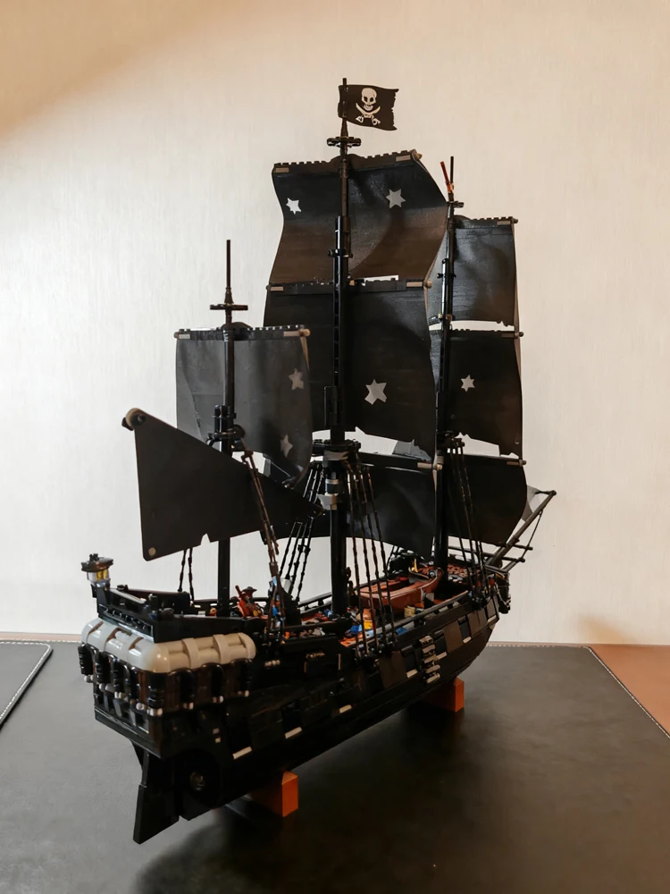 مكعبات بناء سفينة القراصنة، مجموعة نماذج كبيرة من اللؤلؤ الأسود للبالغين، هدية وديكور قابل للجمع