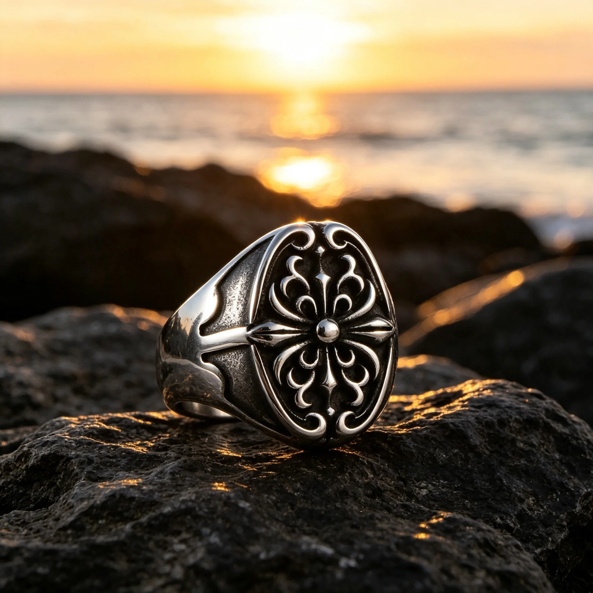 Titanium Steel Men's Vintage Engraved Ring, Antique Silver Gothic Cross and Iris Pattern, Stainless Steel Non-Fading, Punk Biker Style Wide Men's Ring, Cross-Border Hot Seller