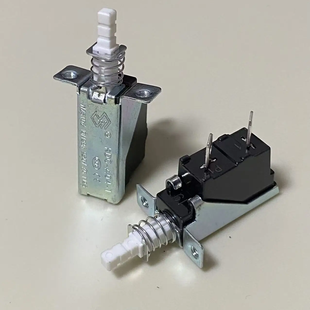 Heater gear switch 10A 250V AC SPST 2 Pins Push Button Power Switch KDC-A04-88 KDC-A04 Since the lock