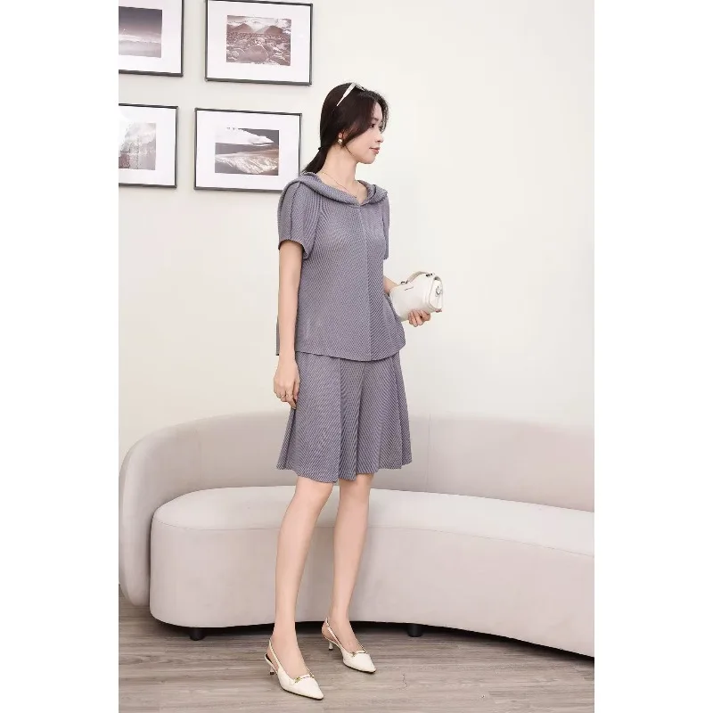 

Miyake Pleated Shorts Set Plisse 2026 Summer New Miyake Design Quality Sweatshirt Collar Solid Simple Versatile Commuter Set