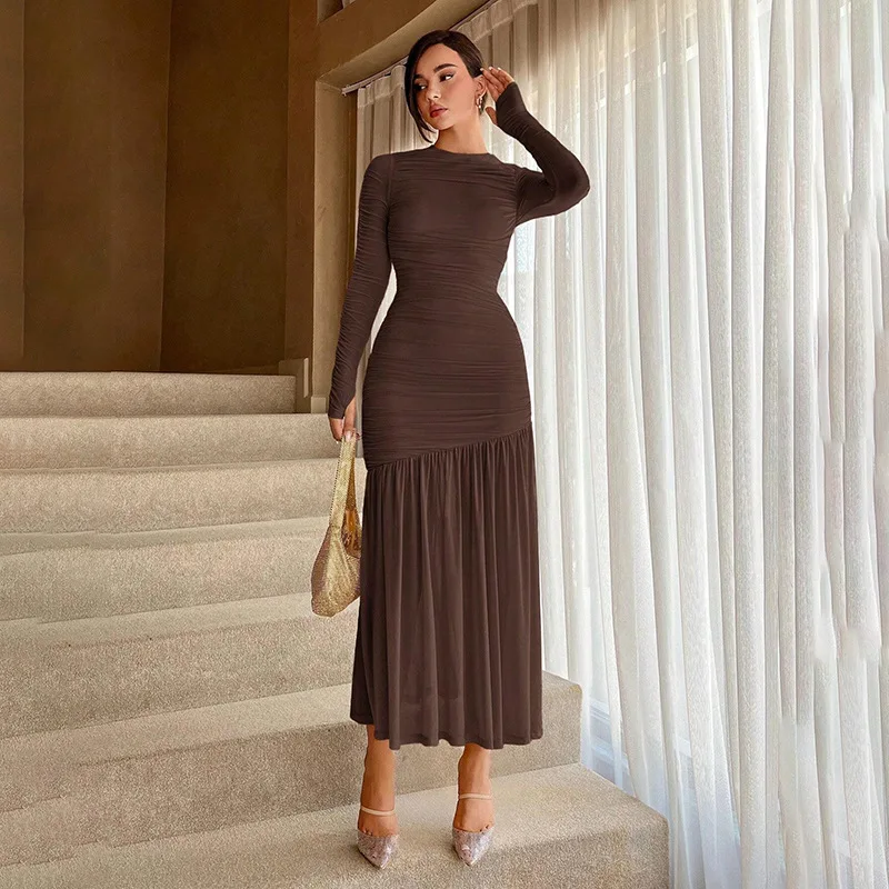 2025 New  Autumn Women's Fashion Casual Dress Temperament Elegant Pleated Round Neck Simple Solid Color Long-sleeved Long Skirt