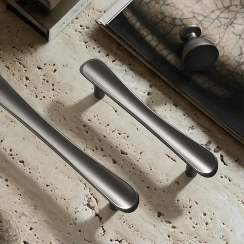 

Nordic Style Modern Minimalist Light Luxury Cabinet Wardrobe Door Handle Gold Personalized Kitchen Cabinet Single Hole Handle