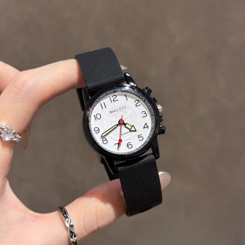 Ladies watch, high-value student niche Mori quartz watch