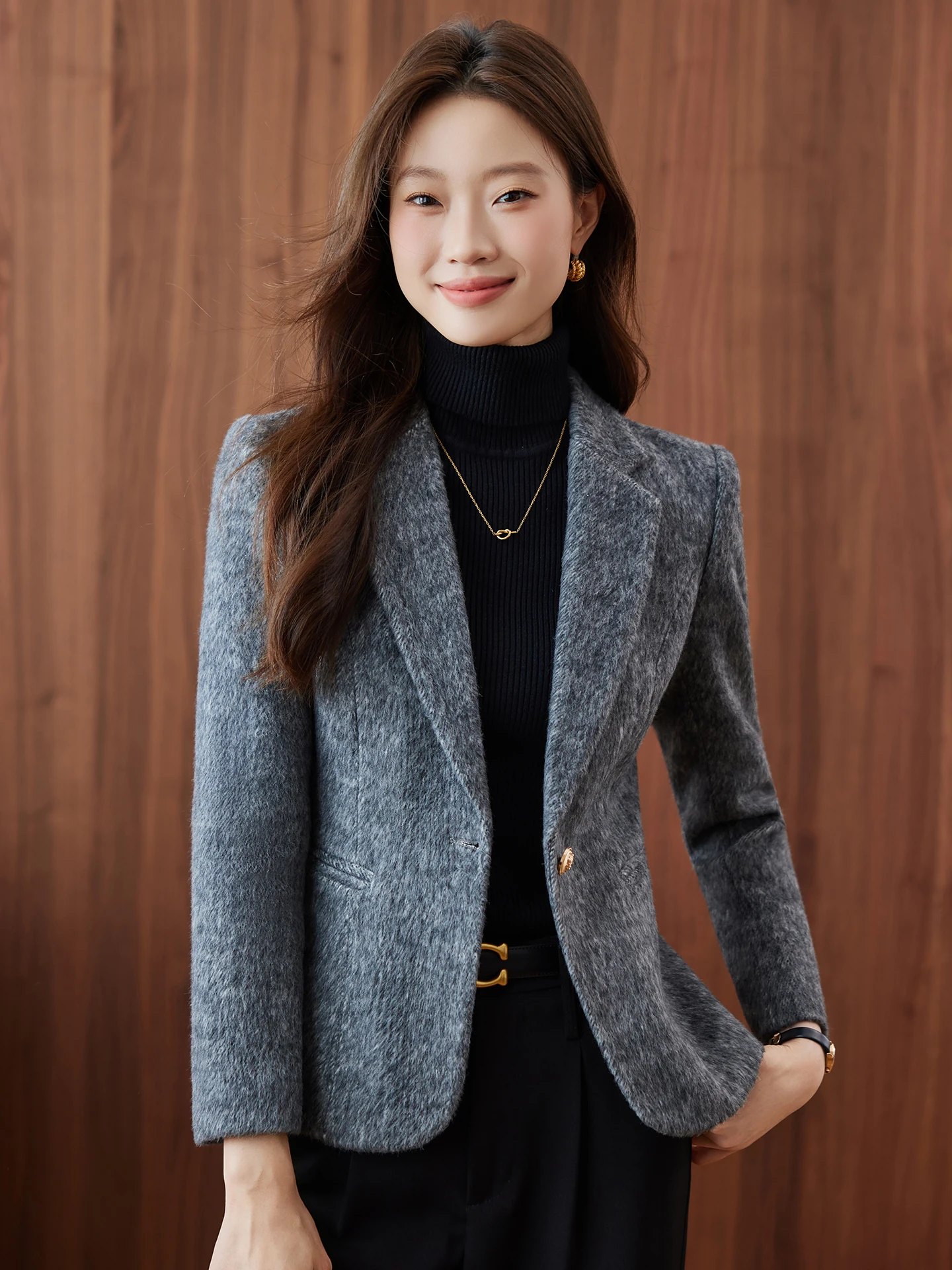 

Gray Woolen Suit Jacket Women's Fashionable Slim Fit Short Style Autumn Winter New Arrival High End Leisure Style Button Design