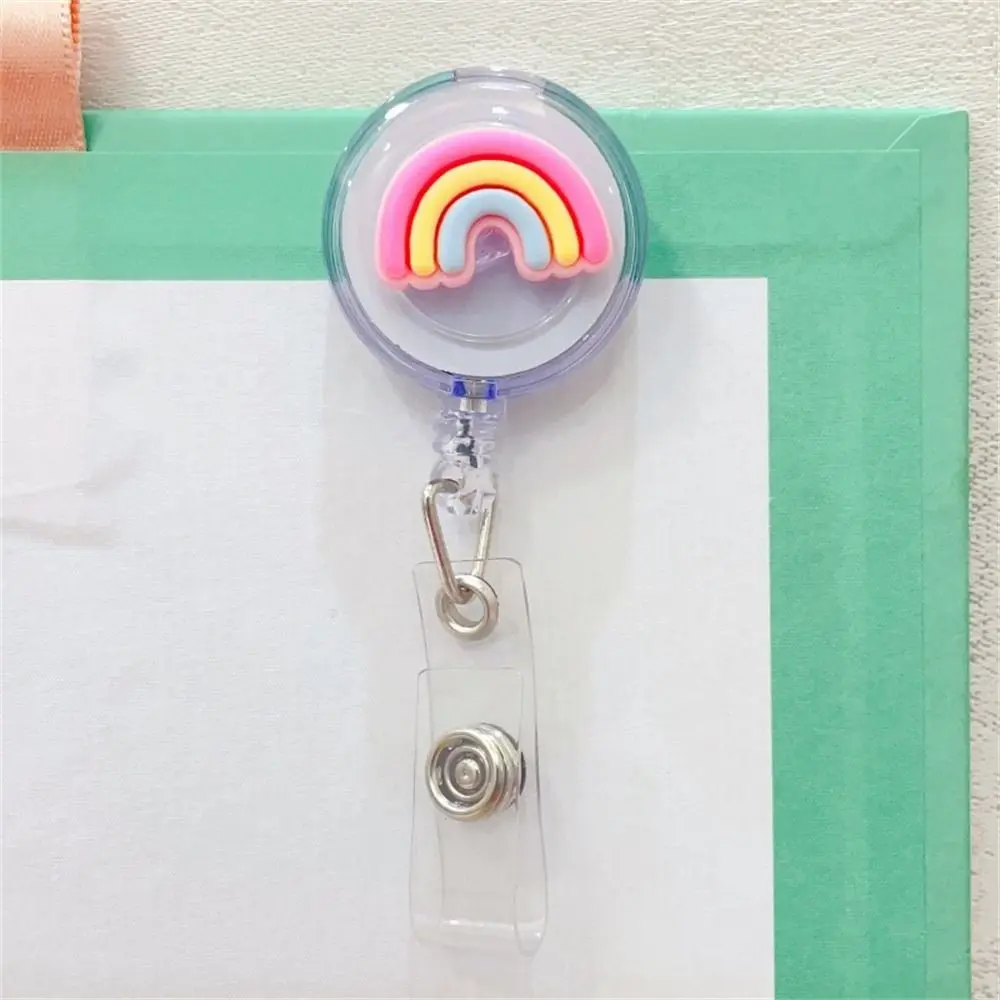 Держатель-для-бейджей-и-именных-карт-для-офиса-медработников-врачей-студентов-с-выдвижным-механизмом-и-клипсой