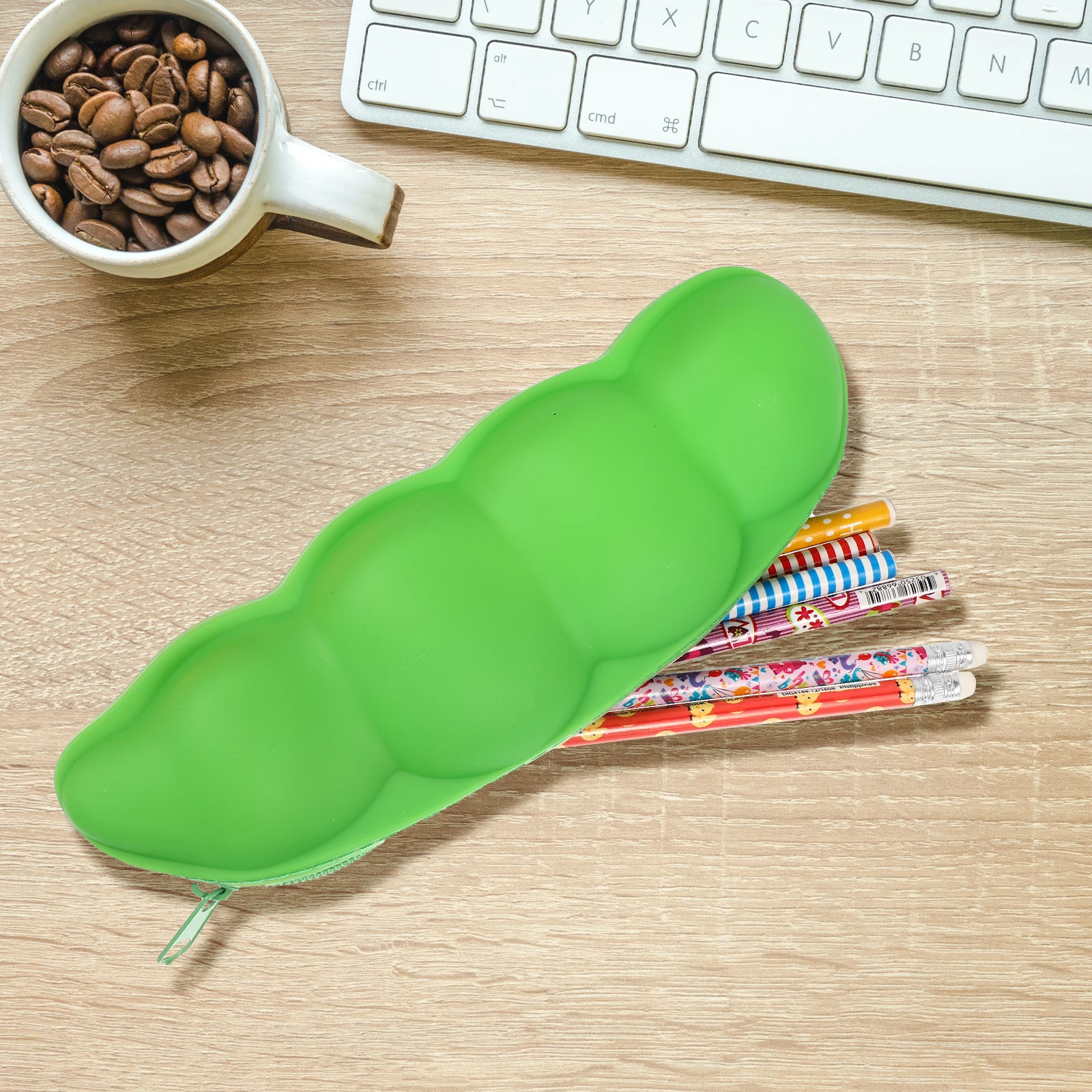 

2pcs Creative Pen Bags Lovely Silicone Pencil Cases Large Capacity School Supplies Cartoon Shape Thick Storage