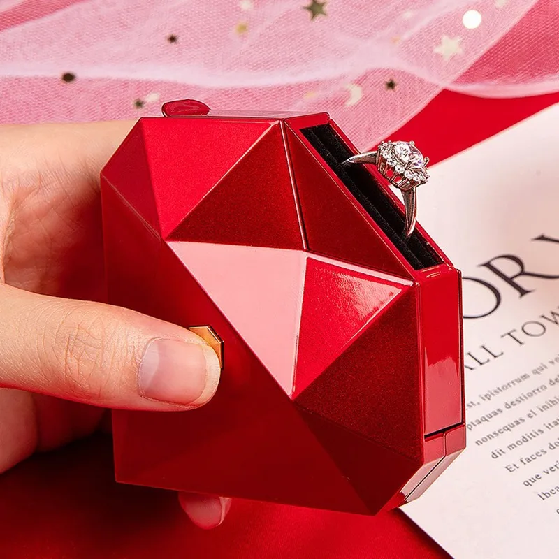 

Creative Ring Box Heart Shaped Automatic Pop-up Wedding Ring Holder Portable Jewelry Storage Display Case Valentine's Day Gift