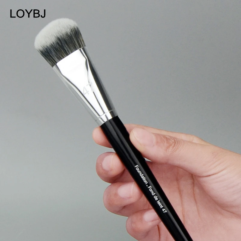 LOYBJ Professional Foundation Brush 47 Broom Head Liquid Foundation Shadow Concealer Brushes Women Face Base Makeup Beauty Tools