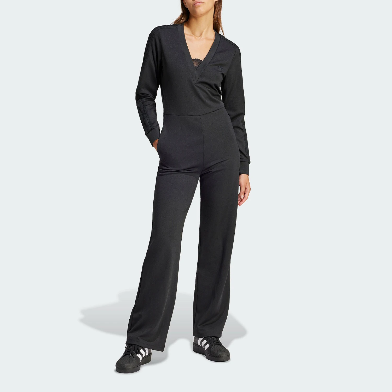 

Оригинальный женский комбинезон узкого кроя Adidas OVERALLS IY9016