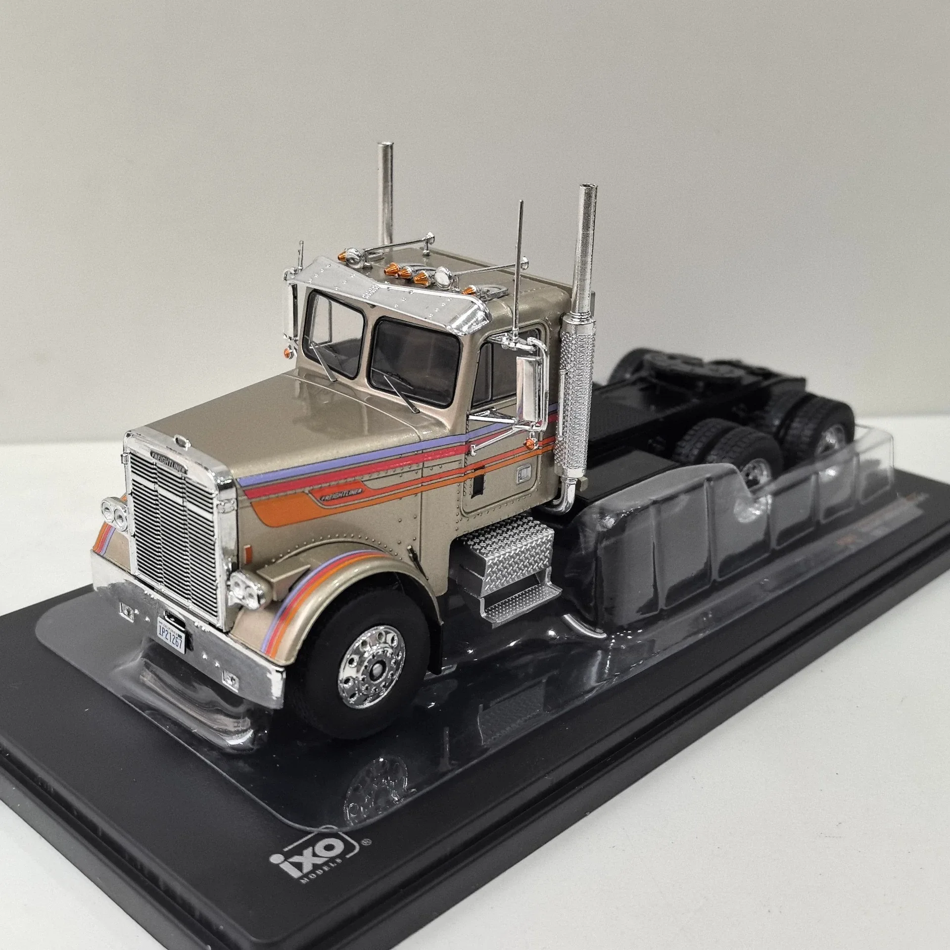 ixo-diecast-scala-1-43-freightliner-flc-1977-camion-rimorchio-testa-veicolo-simulazione-in-lega-modello-di-auto-giocattolo-collezione-souvenir