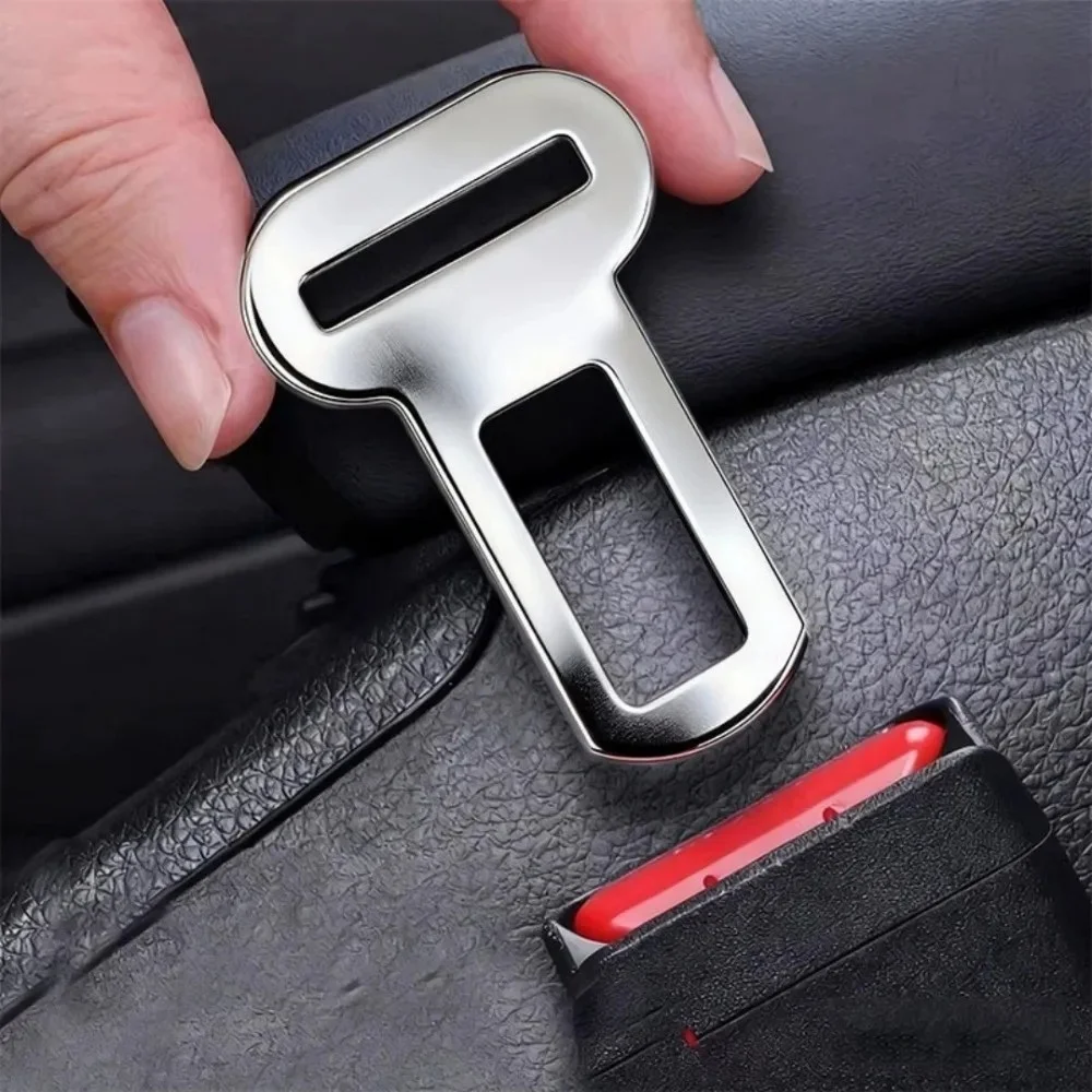 2/4PCS Seat Belt Adapters Car Metal Clips for Pet Leashes, Compatible with Truck Car Seats Metal Seat Belt Clip and Buckle Lock