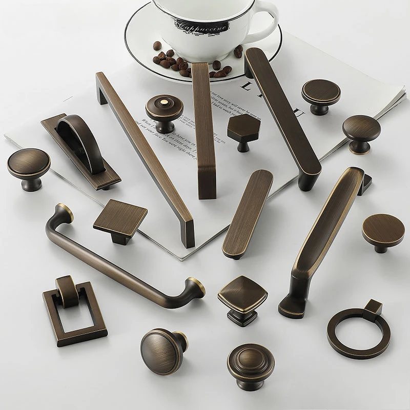 

Nordic Vintage Brass Furniture Handles Coffee Luxury Cabinet Knobs and Handles Wardrobes Drawer Dresser Shoe Cabinets Pulls